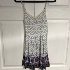 Hollister Printed stretchy dress